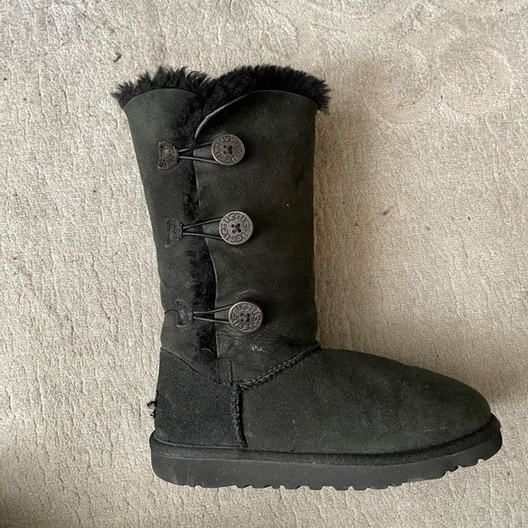 Ugg Boots - Picture 10 of 11
